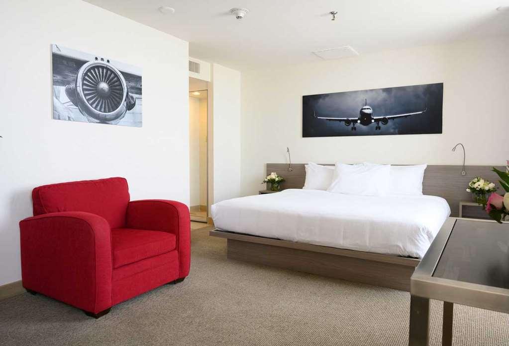 Dev Hotel And Conference Centre Cornwall Ruang foto