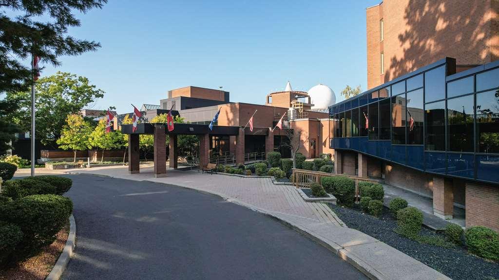 Dev Hotel And Conference Centre Cornwall Bagian luar foto