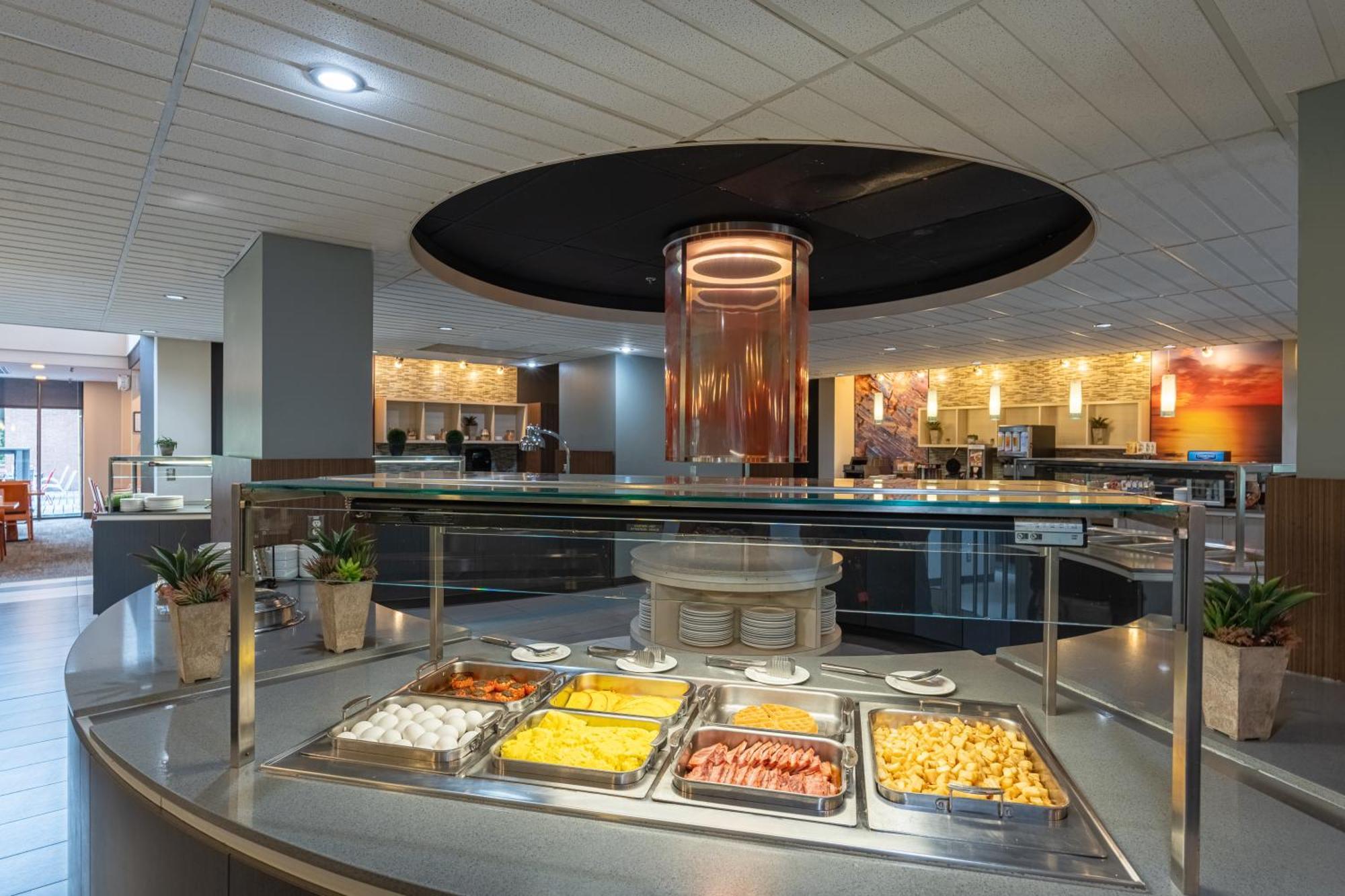 Dev Hotel And Conference Centre Cornwall Bagian luar foto