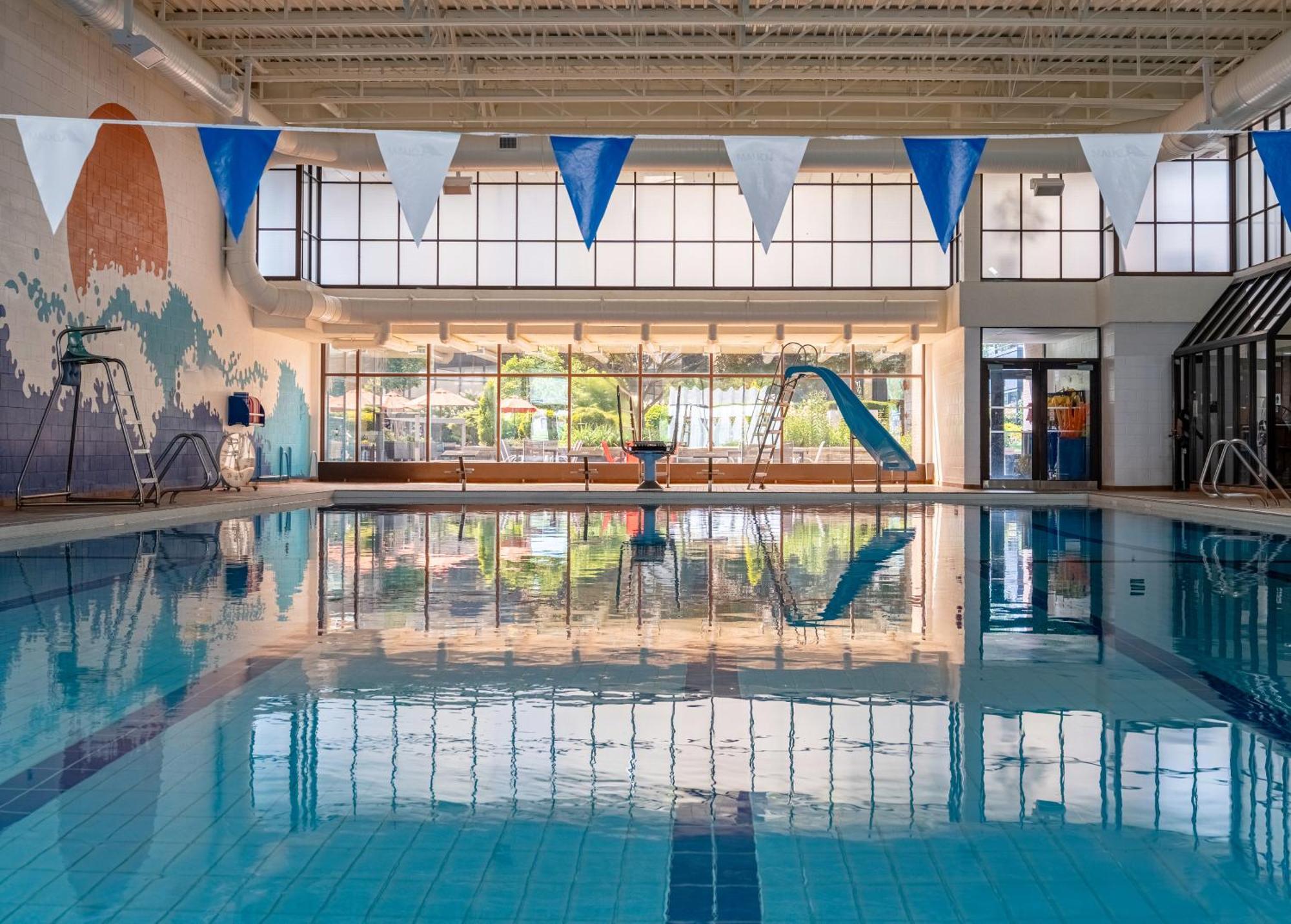 Dev Hotel And Conference Centre Cornwall Bagian luar foto